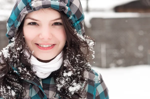 Chica con paraguas en la nieve —  Fotos de Stock