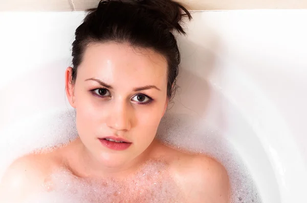 Girl in thr bathroom — Stock Photo, Image