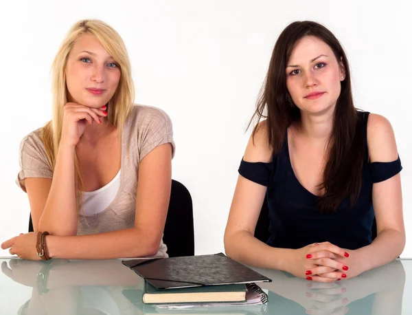 Two beautiful student girls getting ready for school — Stock Photo, Image