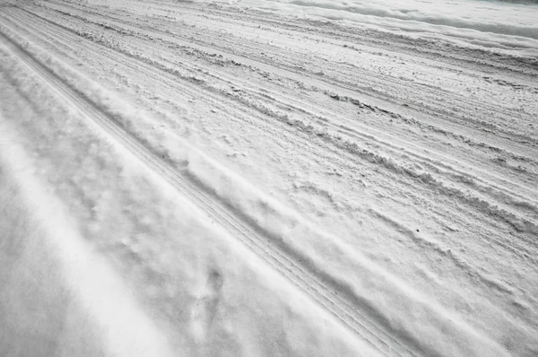 Weg bedekt met sneeuw — Stockfoto