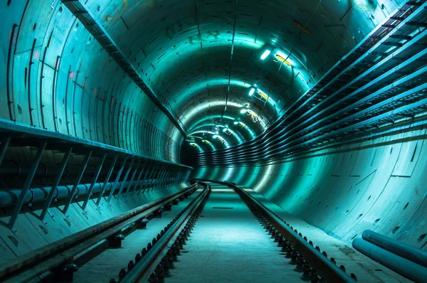 Kolei podziemnej z dużym tunelu — Zdjęcie stockowe