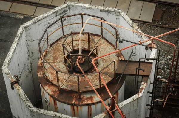 Barricated silo med giftigt avfall — Stockfoto