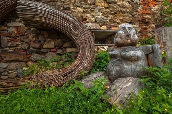 Barokowy drewniany posąg w zamku — Zdjęcie stockowe