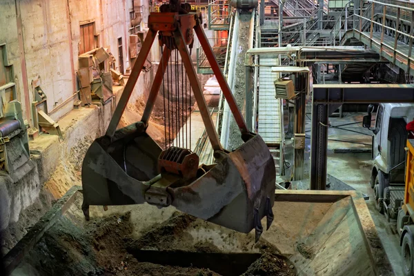 Industrial crane in a power plant — Stock Photo, Image