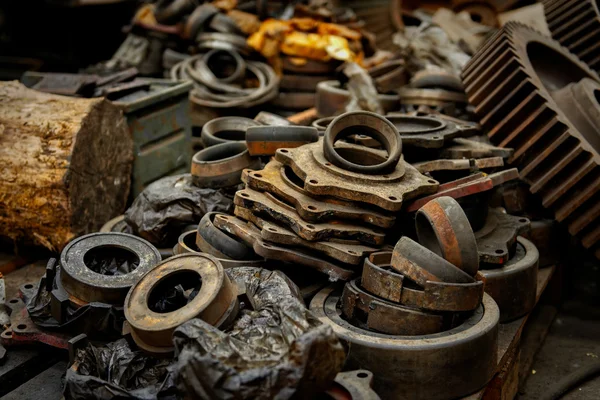 Rusty industrial machine parts — Stock Photo, Image