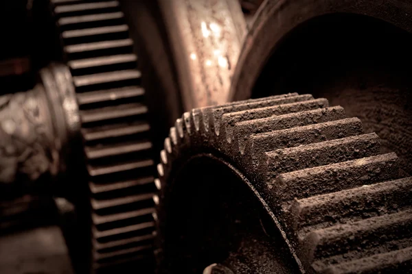 Piezas de máquinas industriales oxidadas —  Fotos de Stock