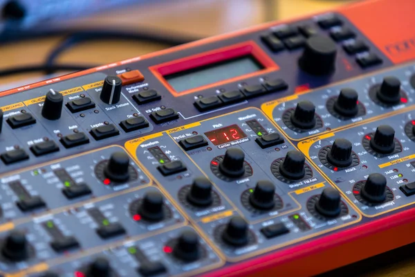 Close-up foto van een audio-mixer — Stockfoto