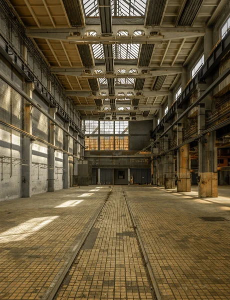 Industrial interior of an old factory — Stock Photo, Image
