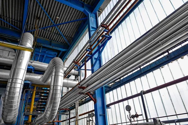 Industrial pipes in a thermal power plant — Stock Photo, Image