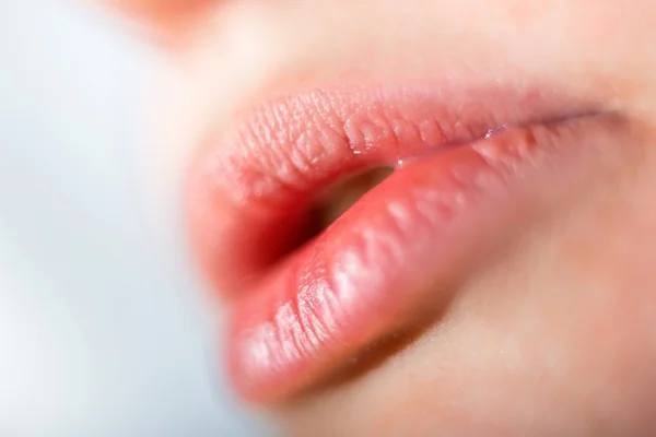 Die Lippen meiner schönen und geliebten Freundin — Stockfoto