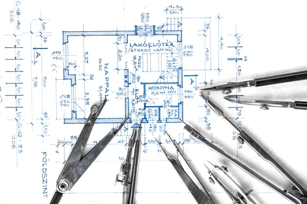 Plans de construction avec accessoires — Photo