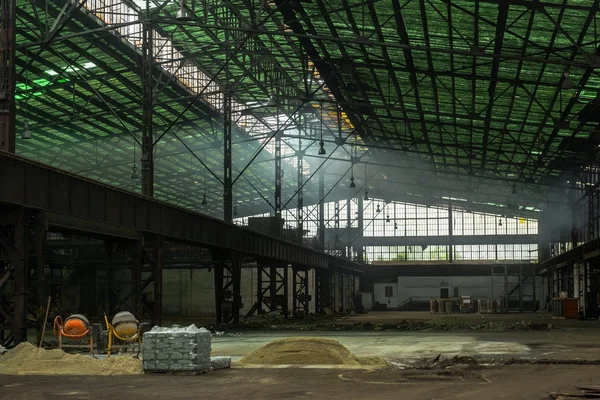 Large industrial hall under construction — Stock Photo, Image