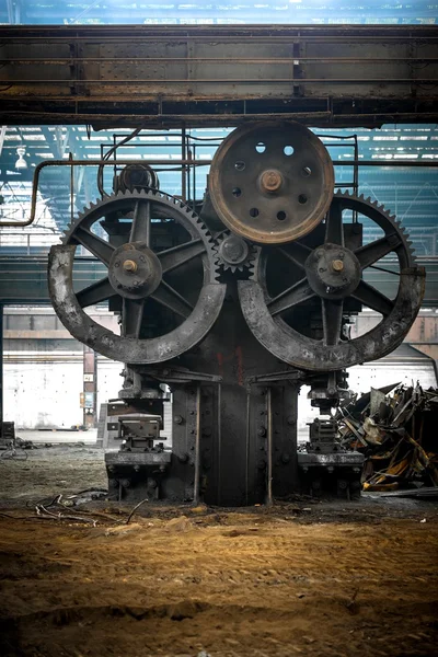 Gran salón industrial con engranajes — Foto de Stock