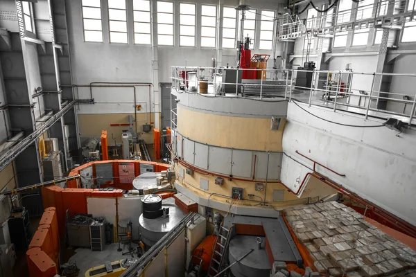 Nuclear reactor in a science institute — Stock Photo, Image