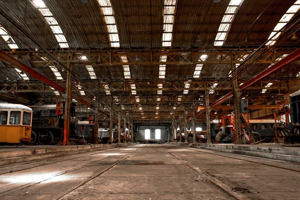 Large industrial hall of a repair station — Stock Photo, Image