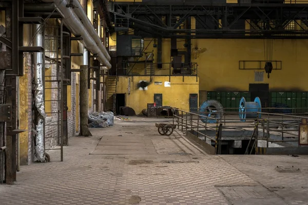 Sala de distribución de electricidad en la industria metalúrgica —  Fotos de Stock