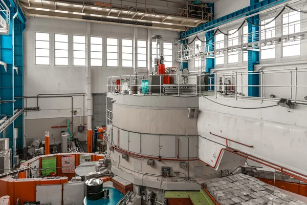 Reaktor jądrowy w Instytucie nauki — Zdjęcie stockowe