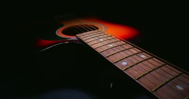 Clássico closeup guitarra com deslizamento em — Vídeo de Stock