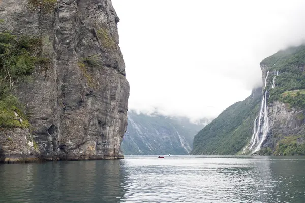 Noruega - Catarata de siete hermanas — Foto de Stock