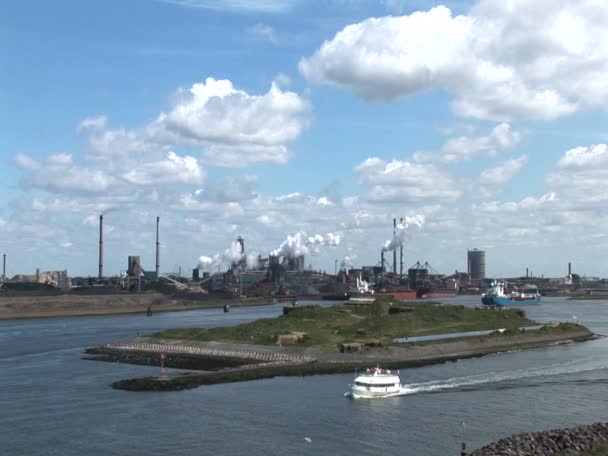 Haven van ijmuiden, Nederland — Stockvideo