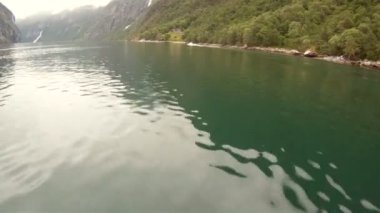 tekne - geiranger fiyortları - Norveç kaburga