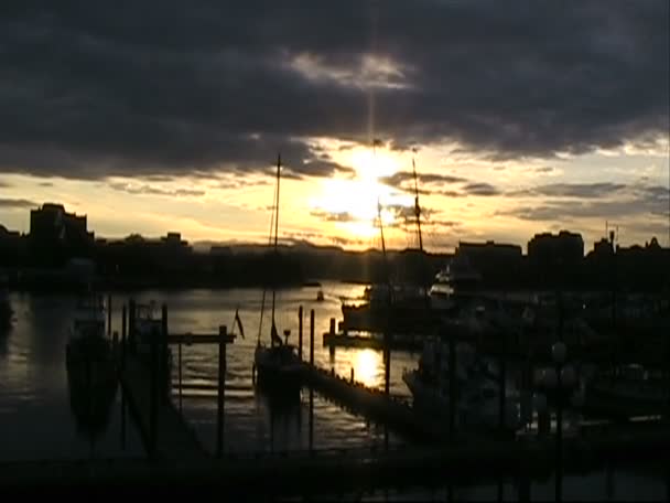 Canadá - Puesta del sol en Victoria Harbor — Vídeos de Stock