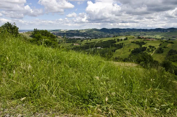 Vista desde la colina - Norte de Italia — Foto de Stock