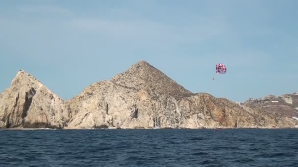 Meksika - cabo san lucas - parasailing — Stok video