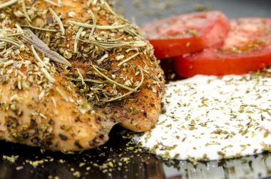 Tavuk eti yemek