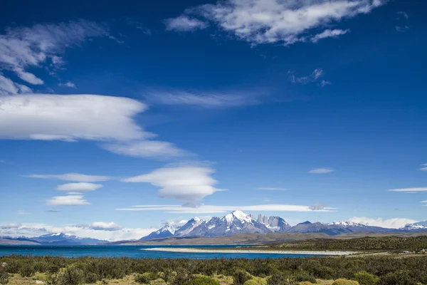 Parque Nacional Torres del Paine - Paisaje de cuento de hadas Imágenes de stock libres de derechos