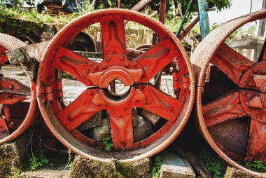 Paslı endüstriyel ekipman