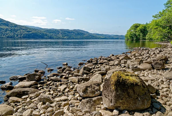 Skoçya Ness Gölü Nün Manzarası Temmuz 2021 Loch Ness Genişliğindeki — Stok fotoğraf