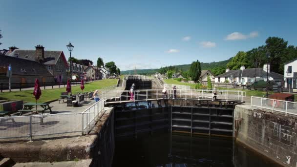 Låser Caledonian Canal Fort Augustus Highland Region Skottland Storbritannien Europa — Stockvideo