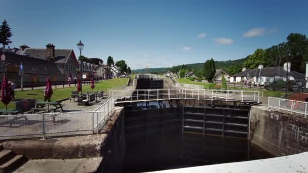 Locks Caledonian Canal Fort Augustus Highland Region Scotland United Kingdom — Video