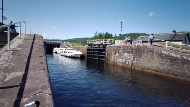 Låser Caledonian Canal Fort Augustus Highland Region Skottland Storbritannien Europa — Stockvideo