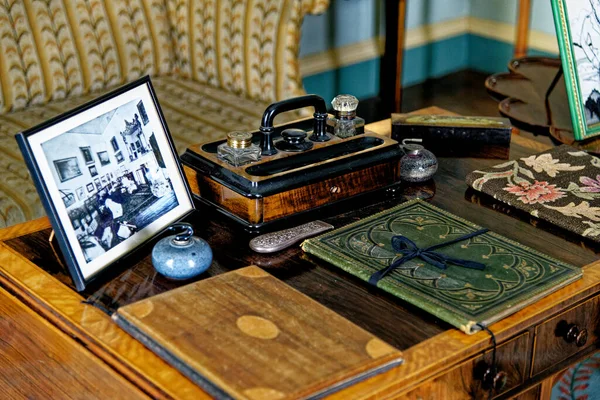 Antique Vintage Desk Culzean Castle Maybole Ayrshire Scotland United Kingdom — 图库照片