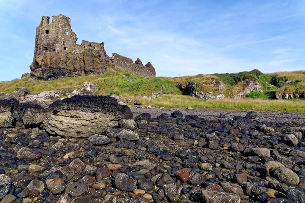 Ayr Skoçya Nın Güneyindeki Ayrshire Sahilindeki Yüzyıl Dunure Kalesi Nin — Stok fotoğraf