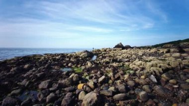 Ayr, İskoçya 'nın güneyindeki Ayrshire sahilindeki 13. yüzyıl Dunure Kalesi' nin kalıntıları. 22 Temmuz 2021