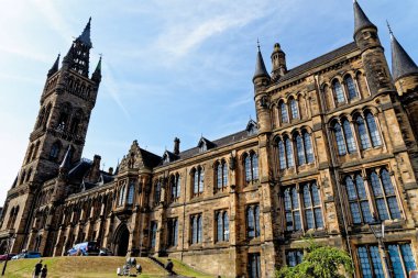 Glasgow Üniversitesi - Ana Bina ve Kule - Glasgow, İskoçya, Birleşik Krallık - 23 Temmuz 2021