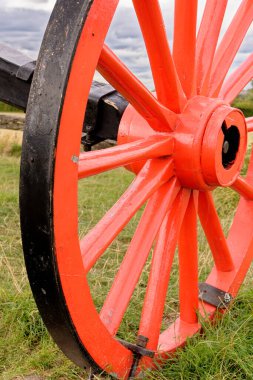 Vintage - Wooden Wagon Wheel 'in Detayları - Pitstone Windmill, Ivinghoe, Hertfordshire, İngiltere, Birleşik Krallık
