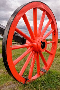 Vintage - Wooden Wagon Wheel 'in Detayları - Pitstone Windmill, Ivinghoe, Hertfordshire, İngiltere, Birleşik Krallık
