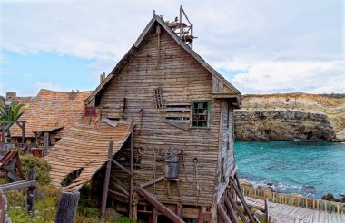 Malta - Anchor Bay 'deki Temel Reis Köyü - Sweethaven Village. 1 Şubat 2016