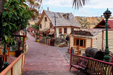 Malta - Anchor Bay 'deki Temel Reis Köyü - Sweethaven Village. 1 Şubat 2016