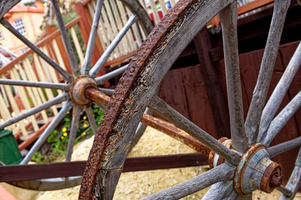 Vintage Details Wooden Wagon Wheel Popeye Village Angelbay Sweethaven Village — стоковое фото