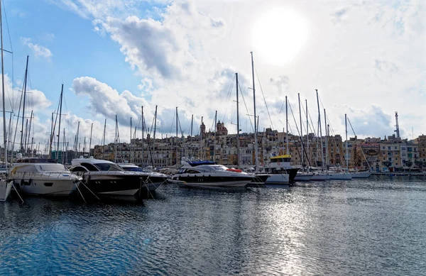 Barcos Amarrados Puerto Deportivo Vittorioso Vallett Capital Malta Febrero 2016 — Foto de Stock