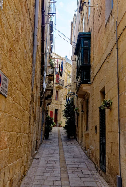 Rua Estreita Típica Vittriosa Birgu Valletta Malta Velha Rua Vazia — Fotografia de Stock