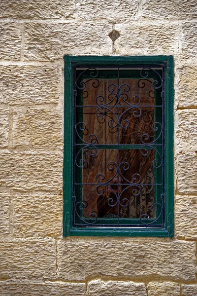 Tradycyjny Maltański Vintage Dom Szczegóły Okna Miasto Valletta Stolica Malty — Zdjęcie stockowe