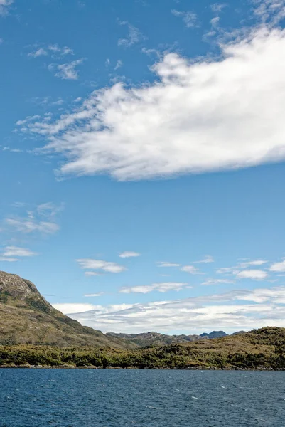 Góry Pobliżu Ushuaia Kanału Beagle Tierra Del Fuego Argentyna Cel — Zdjęcie stockowe