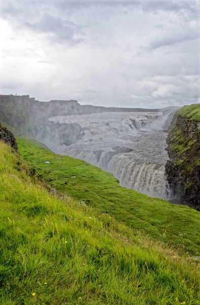 アイスランド ゴールデンサークル ガルフロス ゴールデンフォールズ ヨーロッパ旅行先 — ストック写真