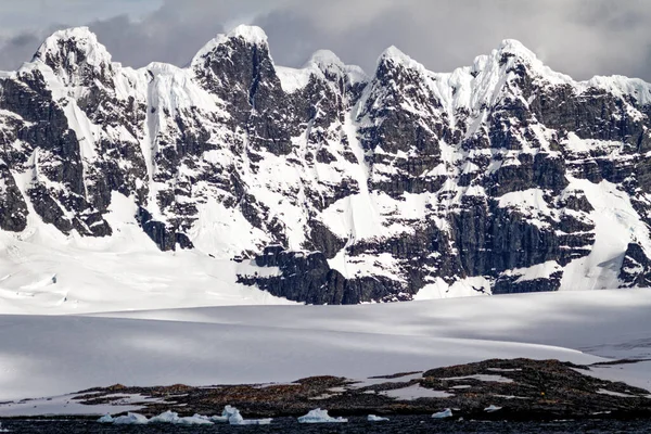 Kryssning Antarktis Antarktiska Halvön Palmer Skärgård Neumayer Channel Global Uppvärmning — Stockfoto